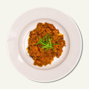 Bigos z Mięsem, Grzybami i Wędzoną Śliwką – 300 g